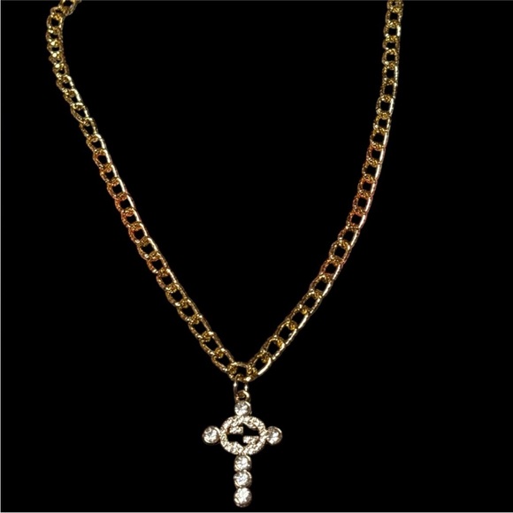 Gucci up cycled Crystal Logo Necklace - Picture 4 of 5